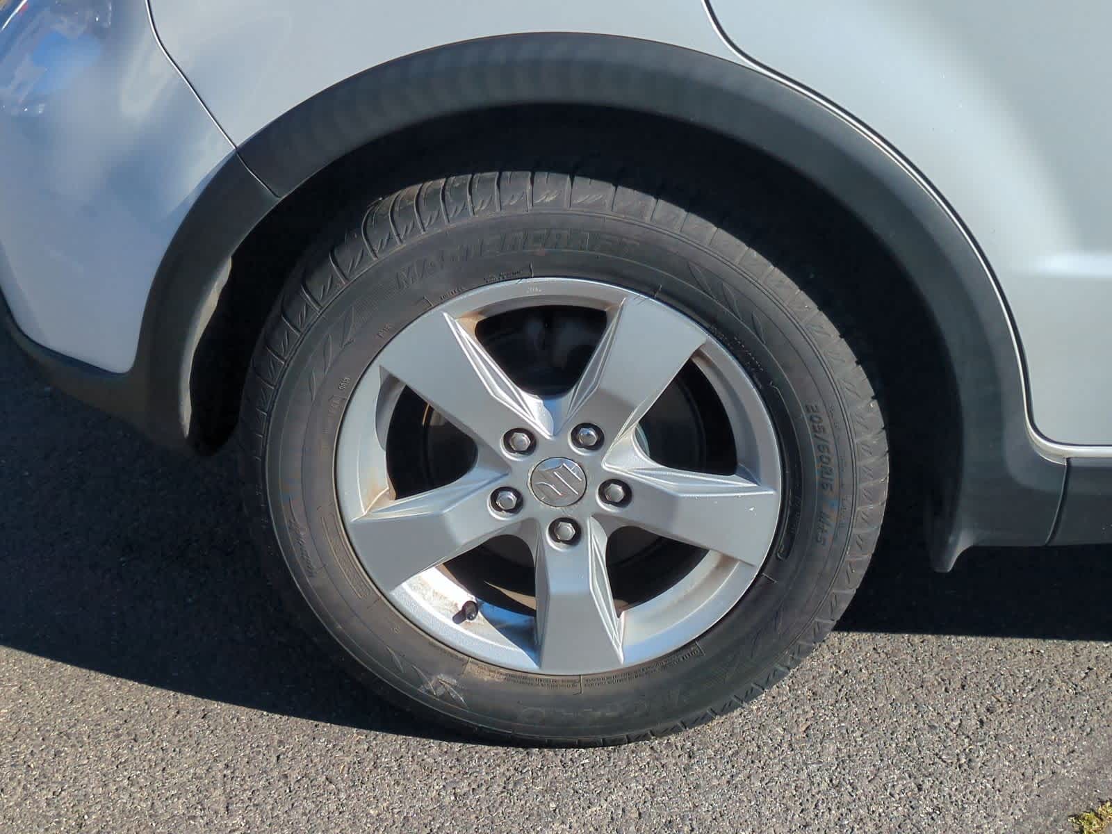 Thumbnail: 2012 Suzuki SX4 - 14