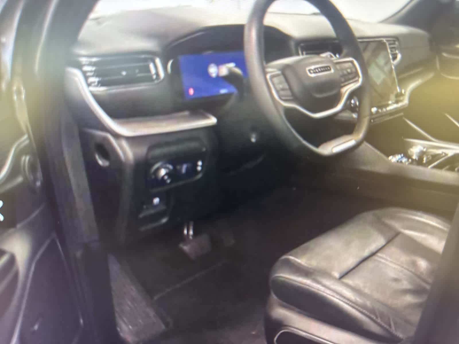 Thumbnail: 2024 Jeep Wagoneer - 6