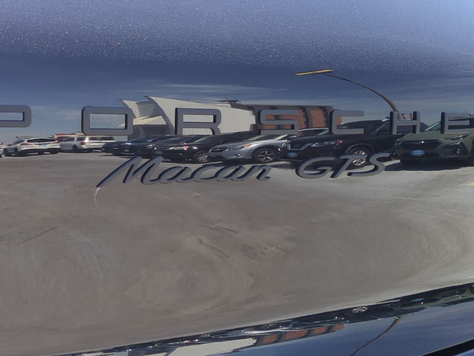 Thumbnail: 2017 Porsche Macan - 13