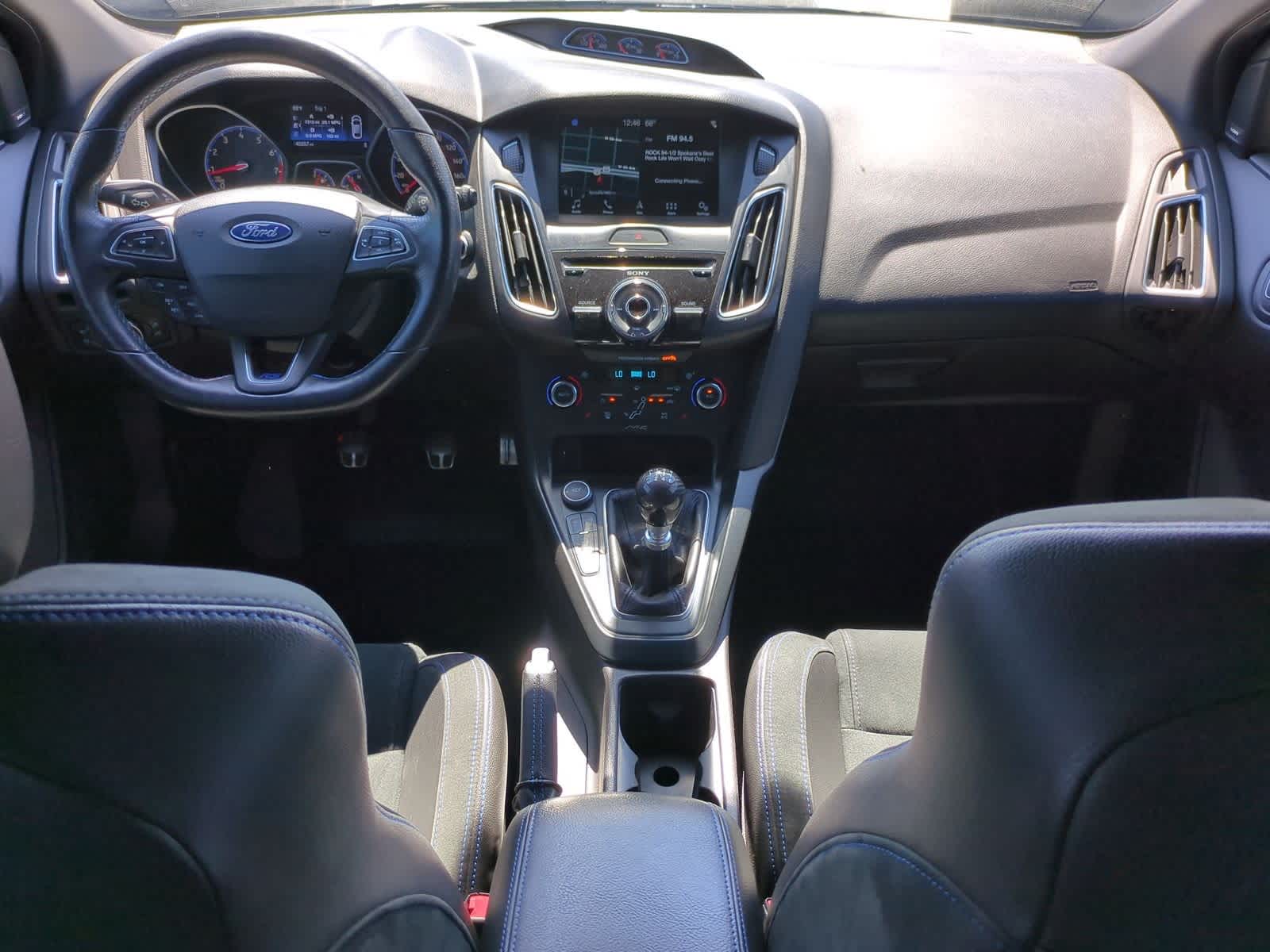 Thumbnail: 2016 Ford Focus - 16