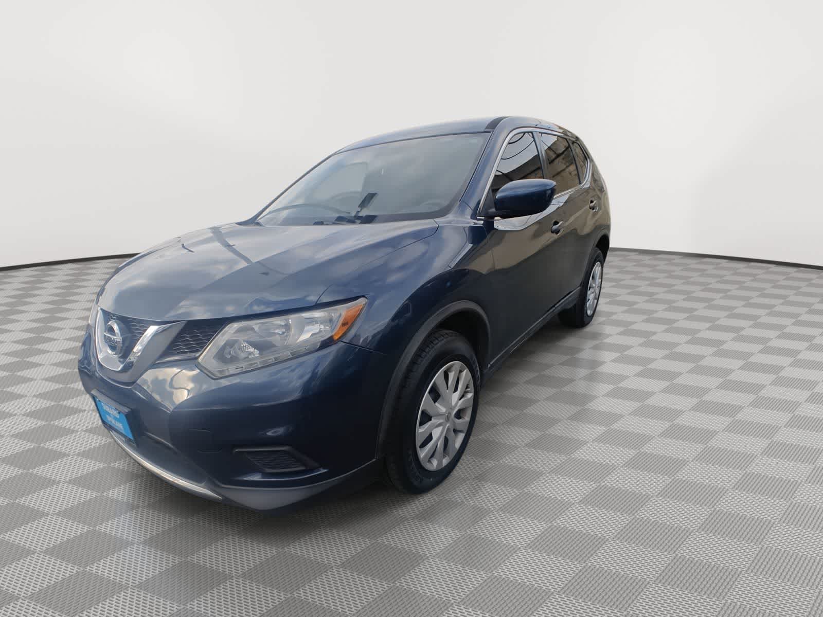 Thumbnail: 2016 Nissan Rogue - 4