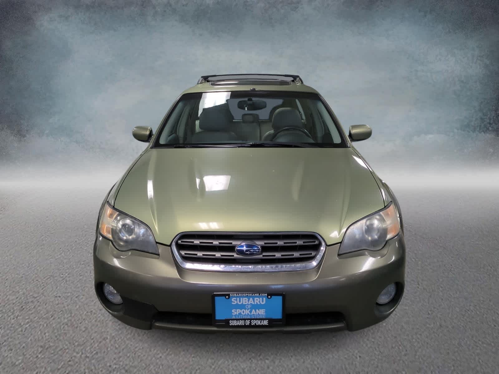 Thumbnail: 2005 Subaru Legacy - 3