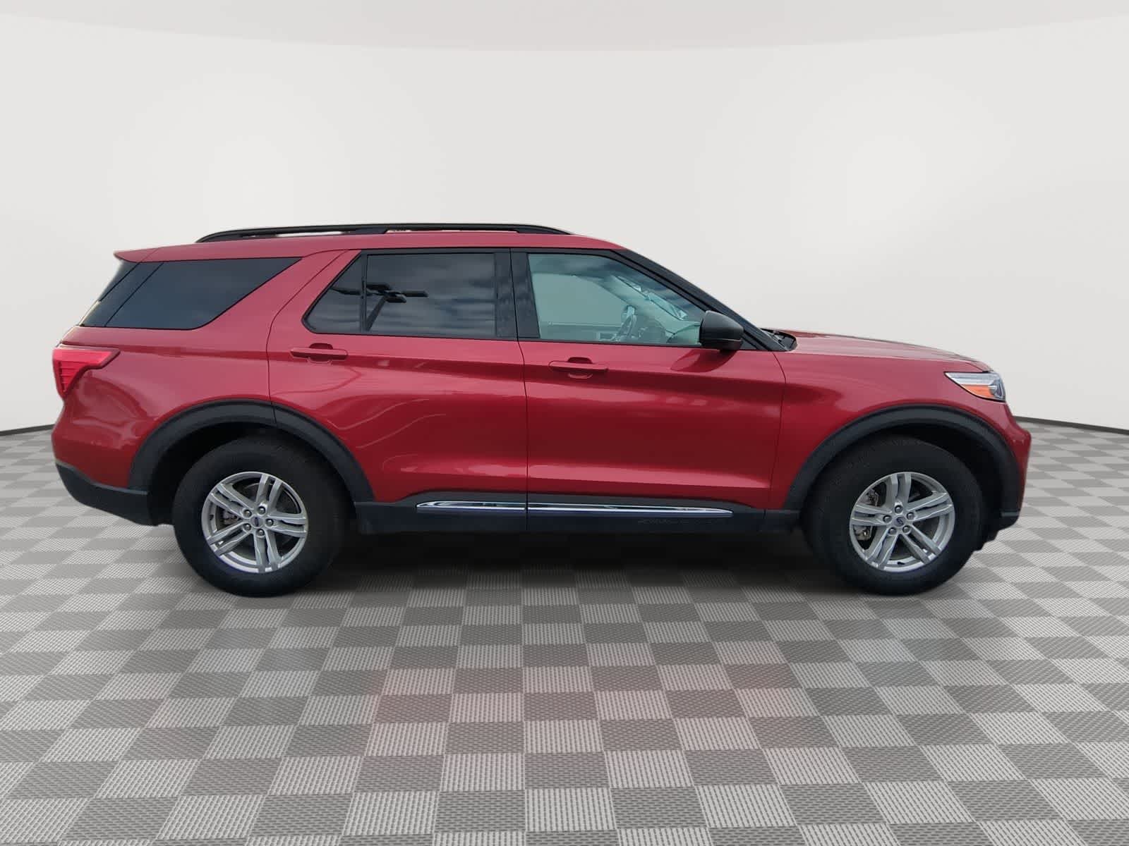 Thumbnail: 2021 Ford Explorer - 9