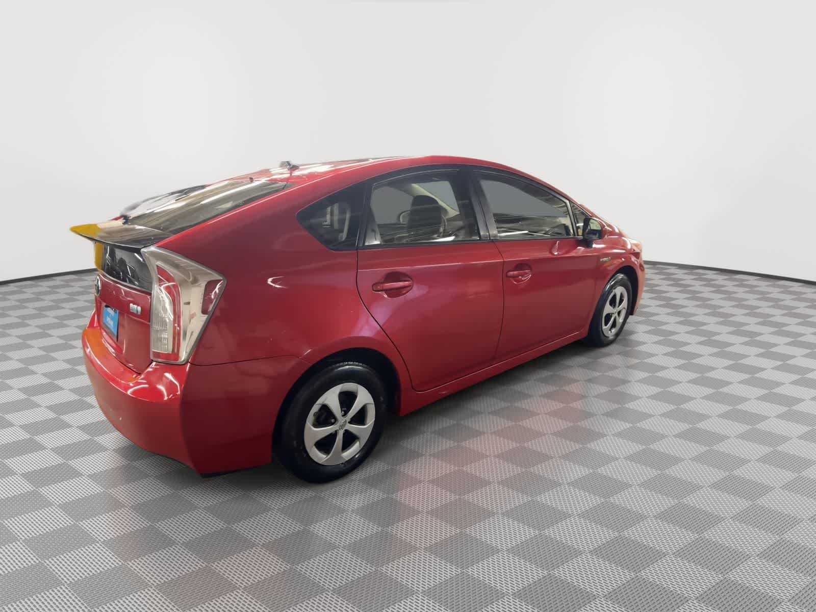 Thumbnail: 2014 Toyota Prius - 8