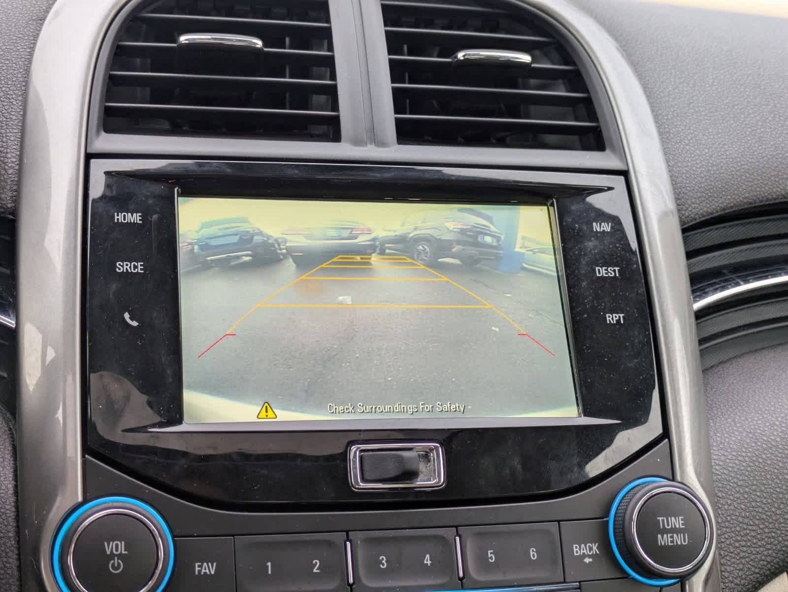 Thumbnail: 2015 Chevrolet Malibu - 13