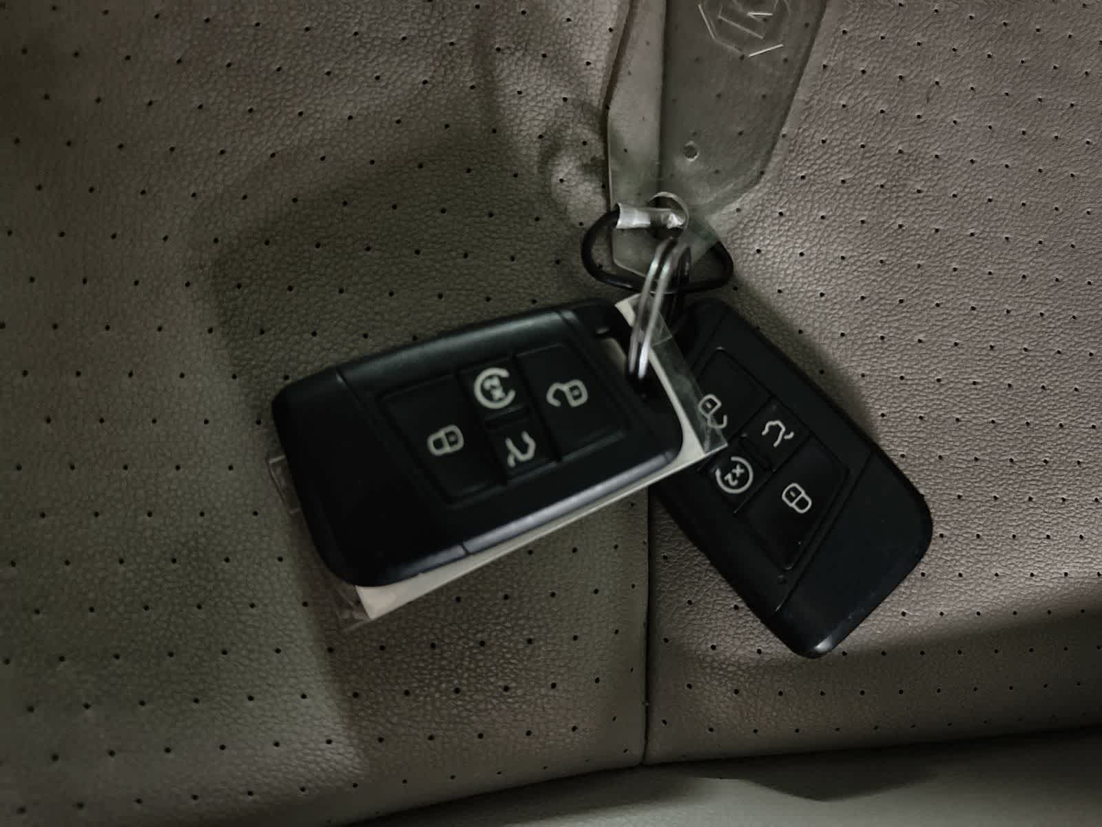 Thumbnail: 2018 Volkswagen Atlas - 35