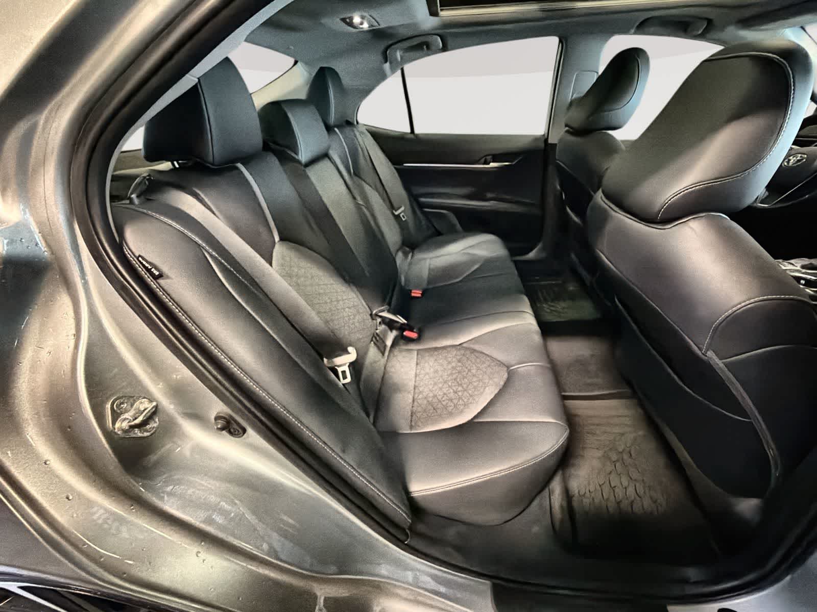 2020 Toyota Camry XSE - Photo 21