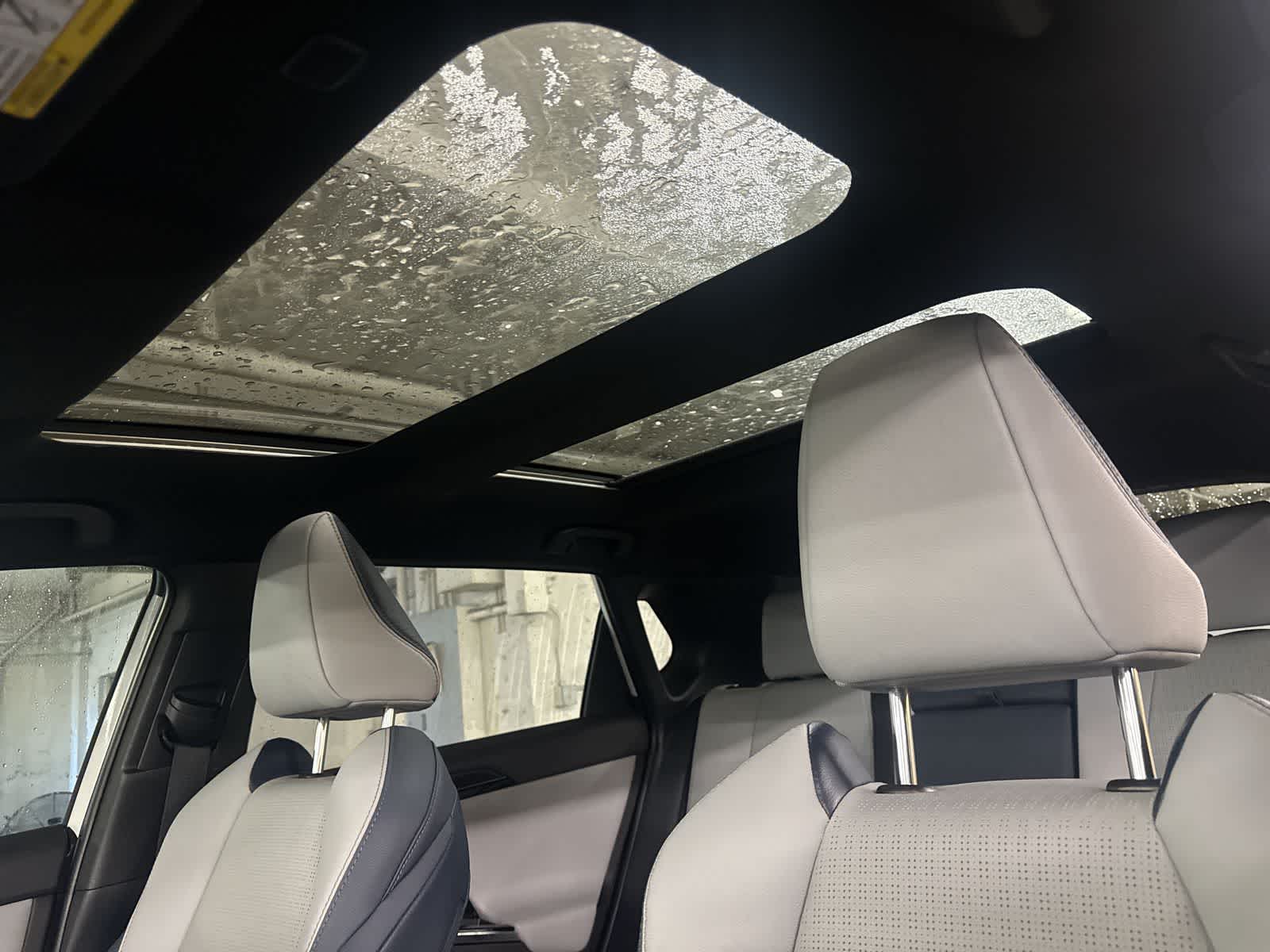 Thumbnail: 2023 Subaru Solterra - 20