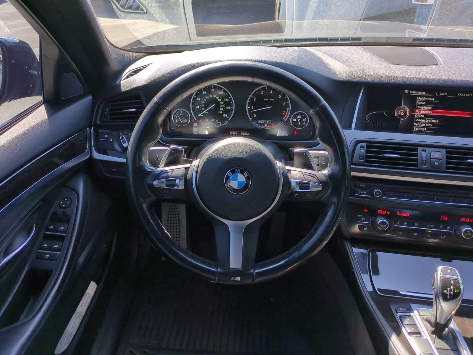 Thumbnail: 2016 BMW 5 Series - 24