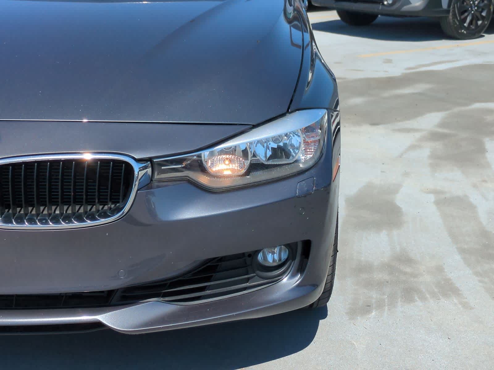 Thumbnail: 2015 BMW 3 Series - 11