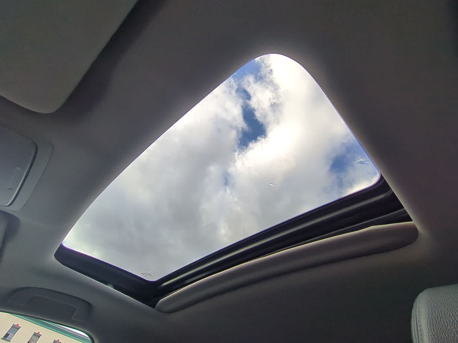 Thumbnail: 2014 Honda Crosstour - 20