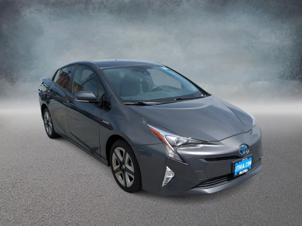 2017 Toyota Prius Four photo 2
