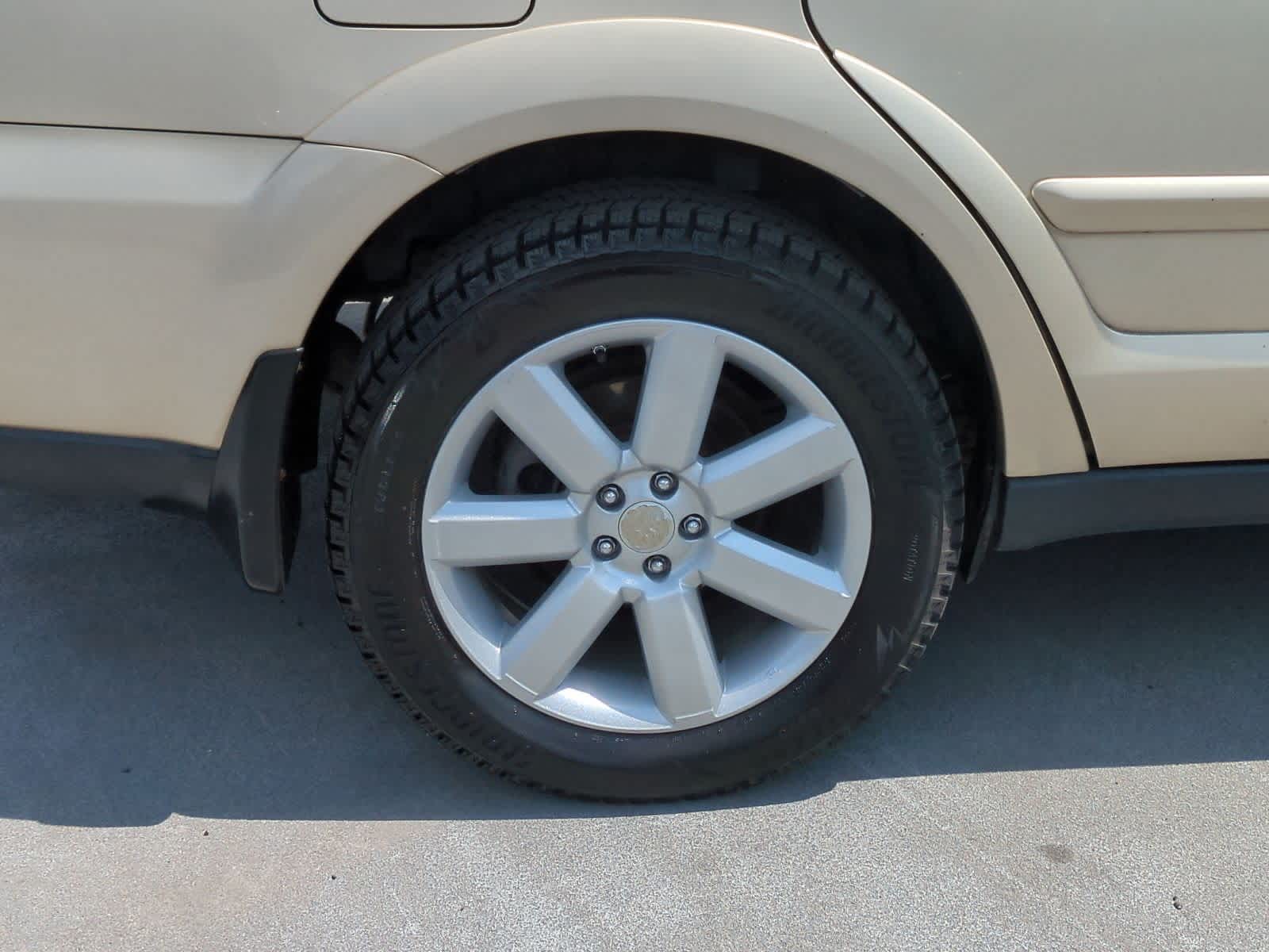 Thumbnail: 2008 Subaru Outback - 14