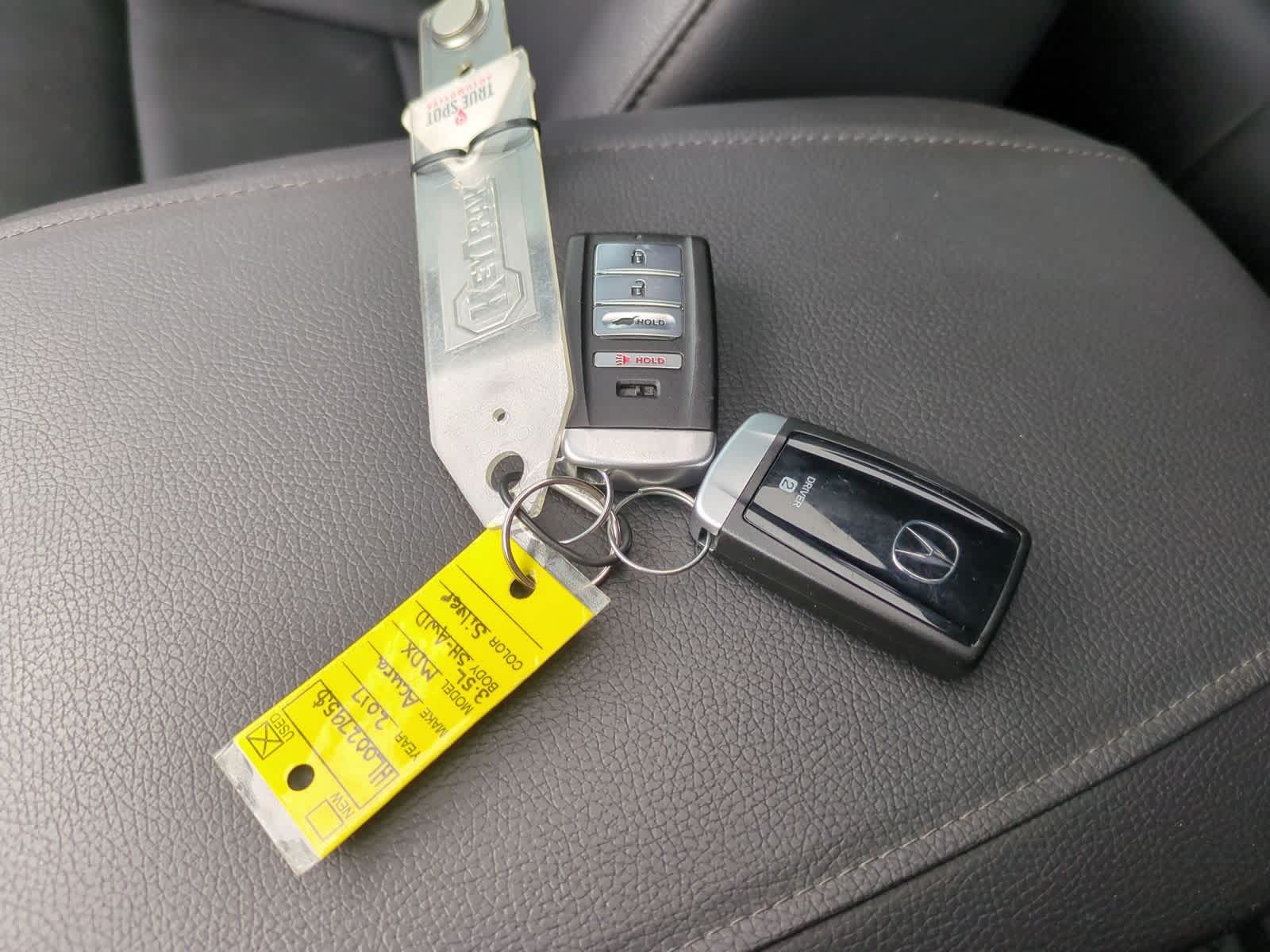 Thumbnail: 2017 Acura MDX - 35