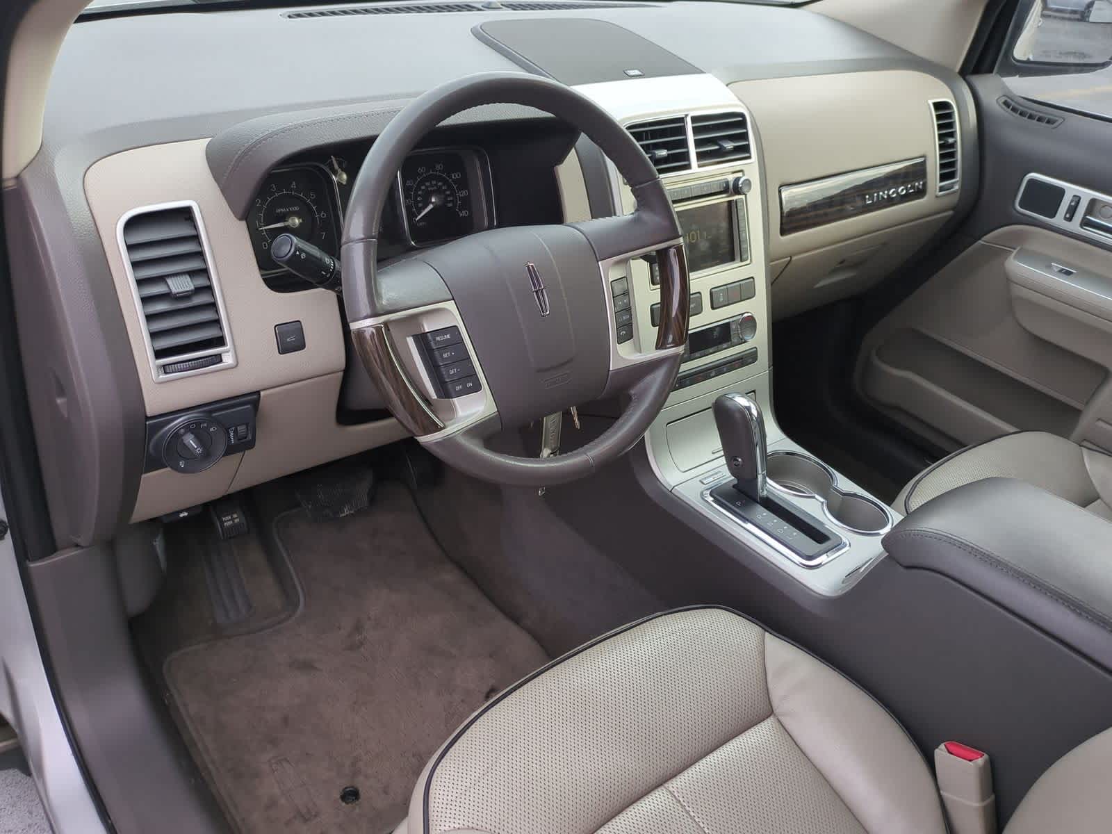 Thumbnail: 2010 Lincoln MKX - 10