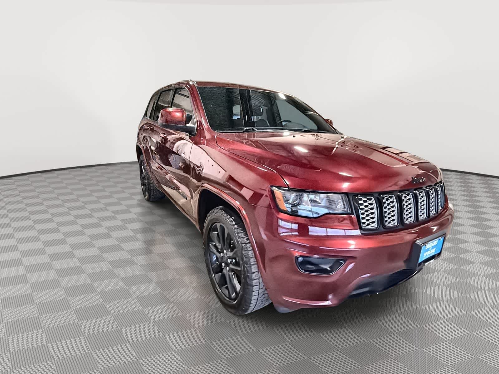 Thumbnail: 2020 Jeep Grand Cherokee - 2