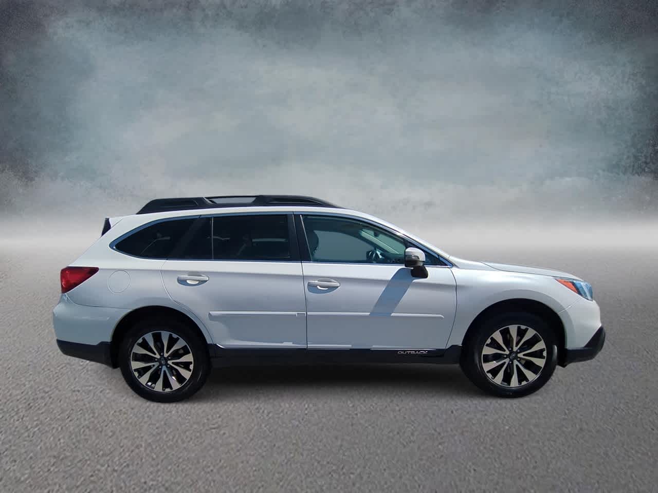 Thumbnail: 2015 Subaru Outback - 9