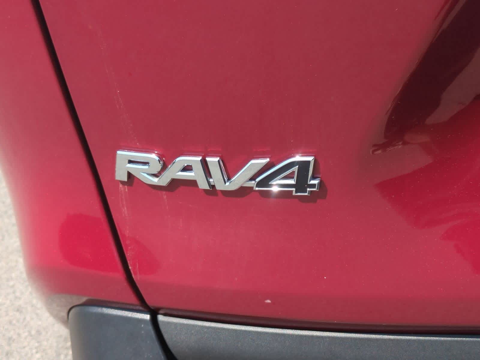 Thumbnail: 2023 Toyota RAV4 - 13