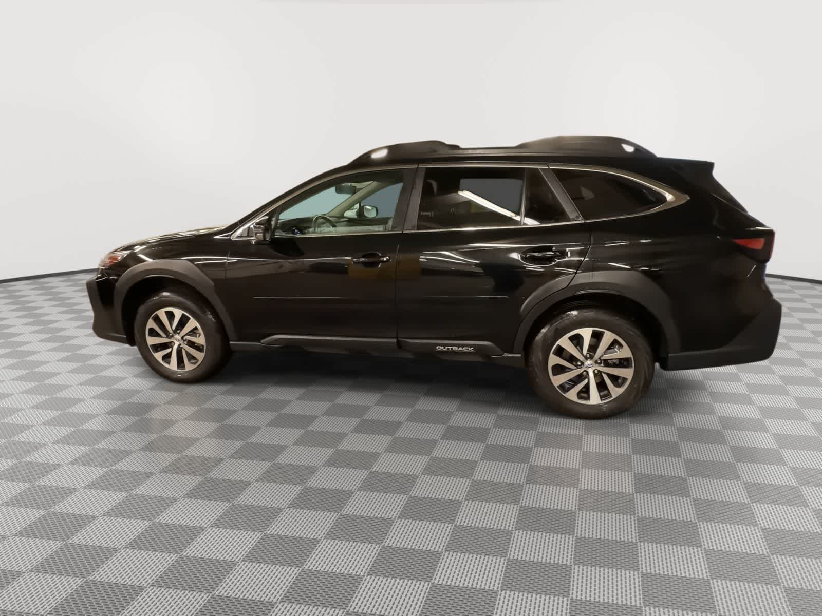Thumbnail: 2023 Subaru Outback - 5