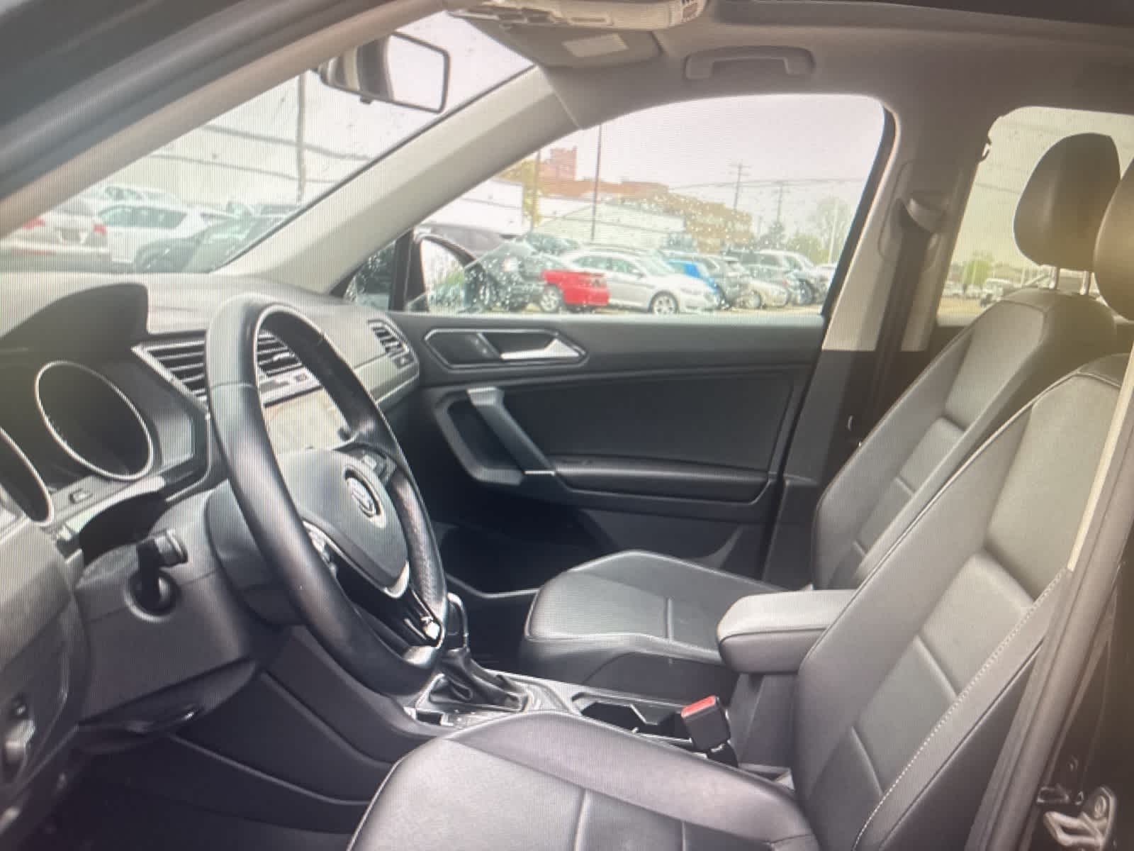 2018 Volkswagen Tiguan SEL 11
