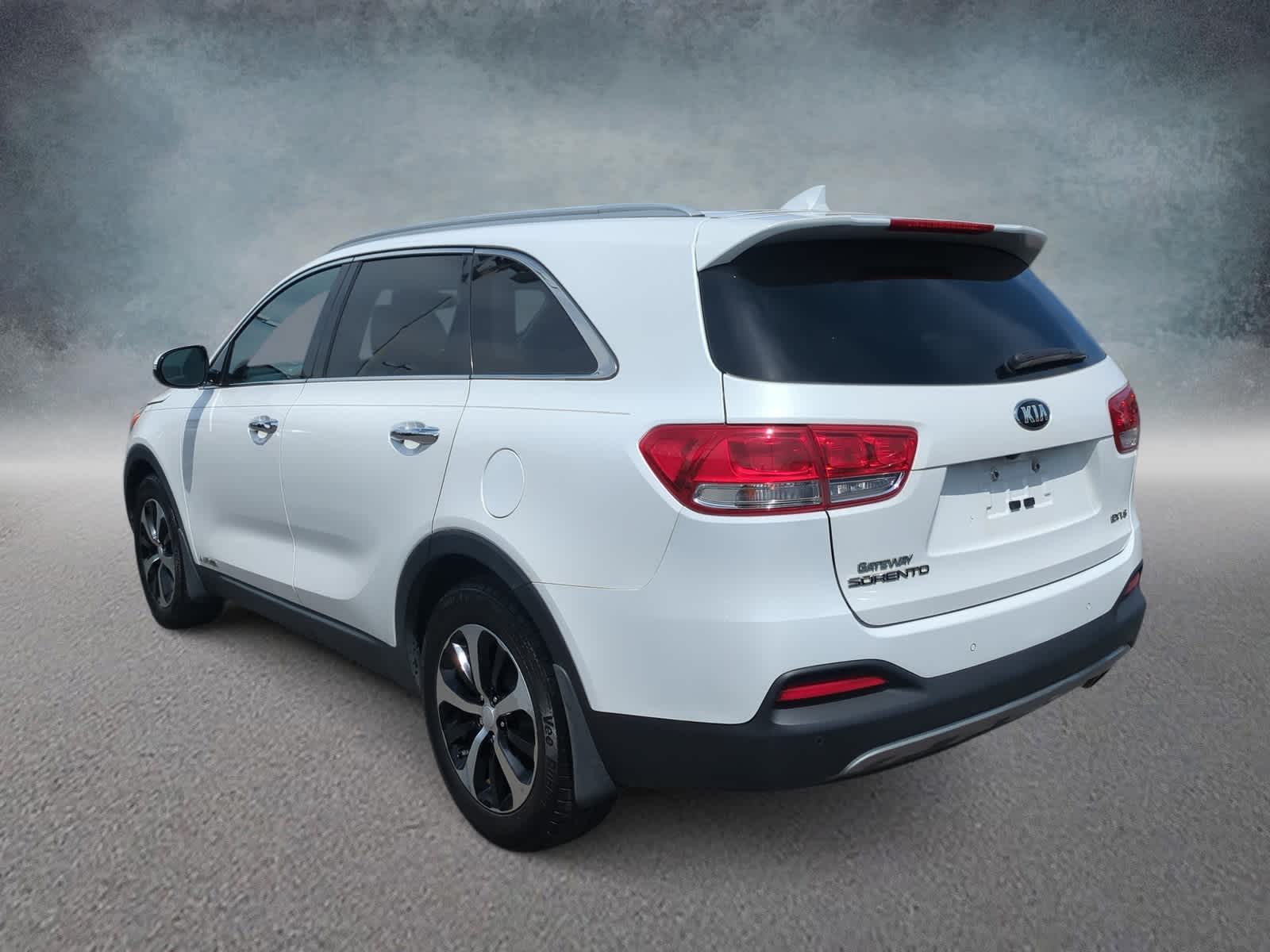 Thumbnail: 2016 Kia Sorento - 6