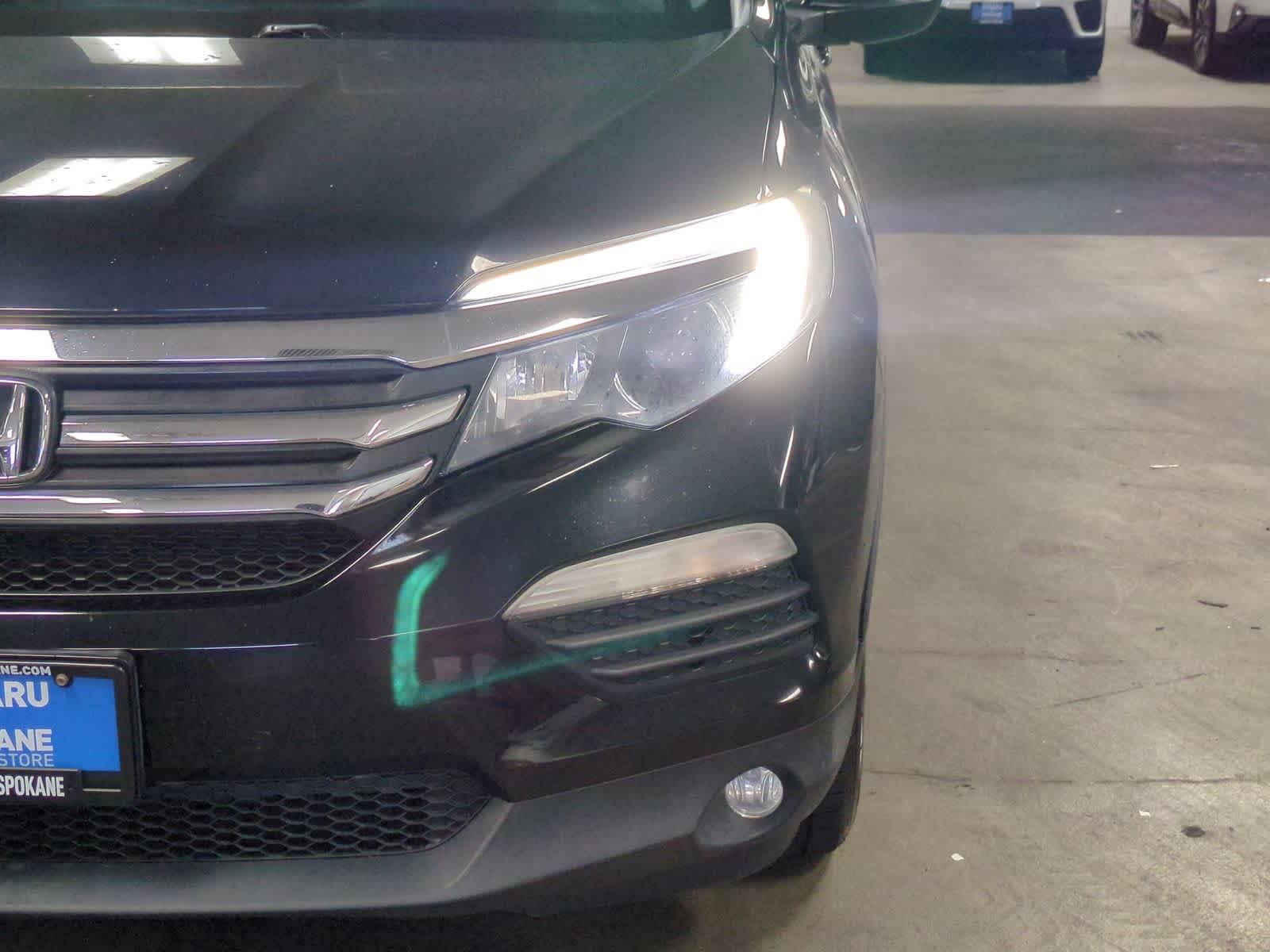 Thumbnail: 2016 Honda Pilot - 11