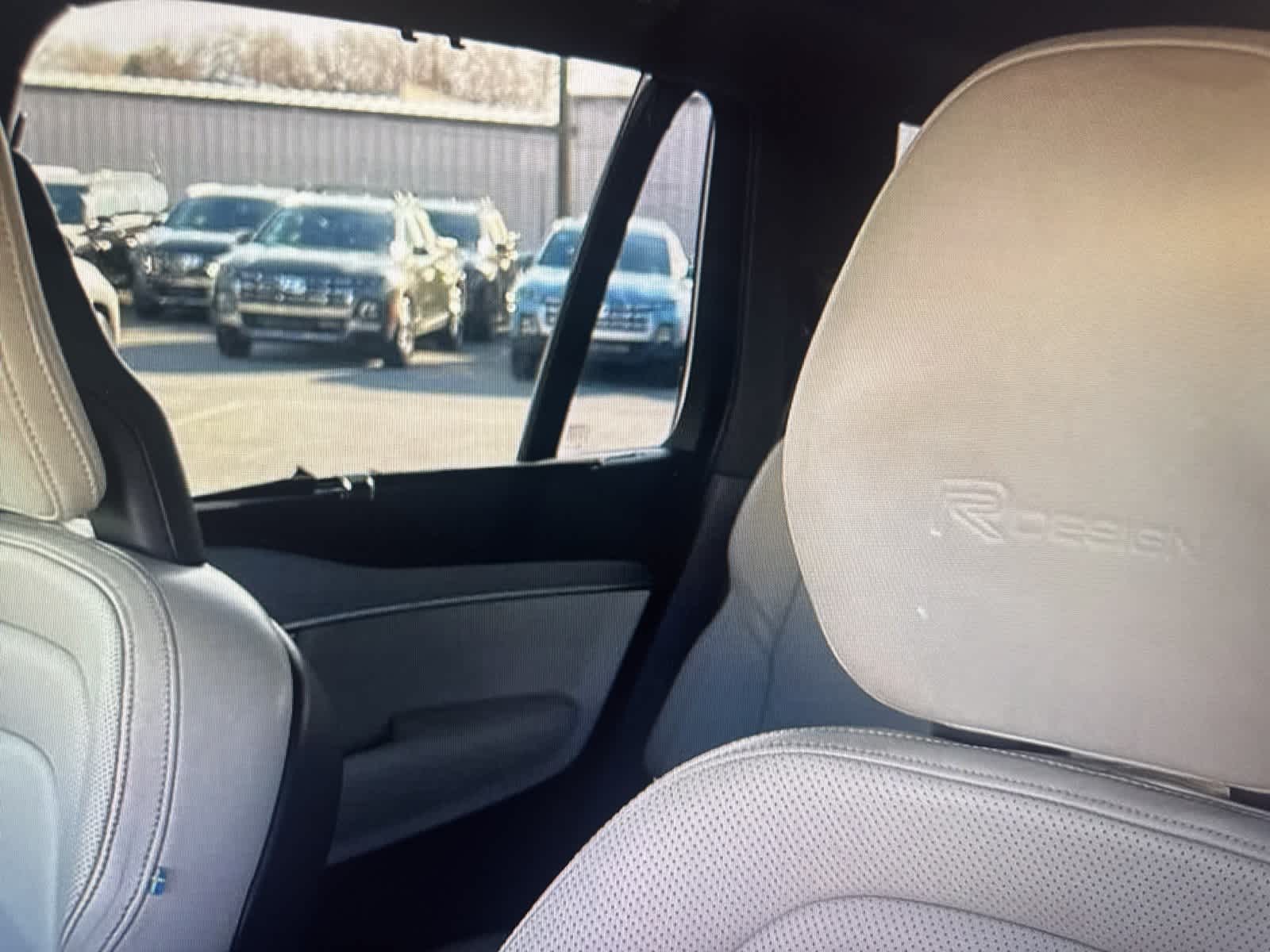 Thumbnail: 2020 Volvo XC90 - 11