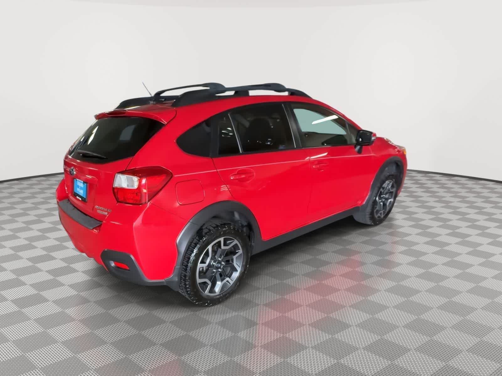Thumbnail: 2016 Subaru Crosstrek - 8