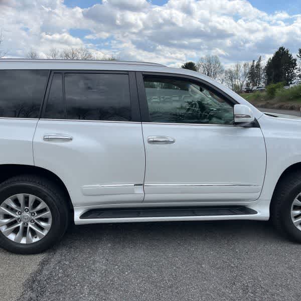 Thumbnail: 2019 Lexus GX - 13