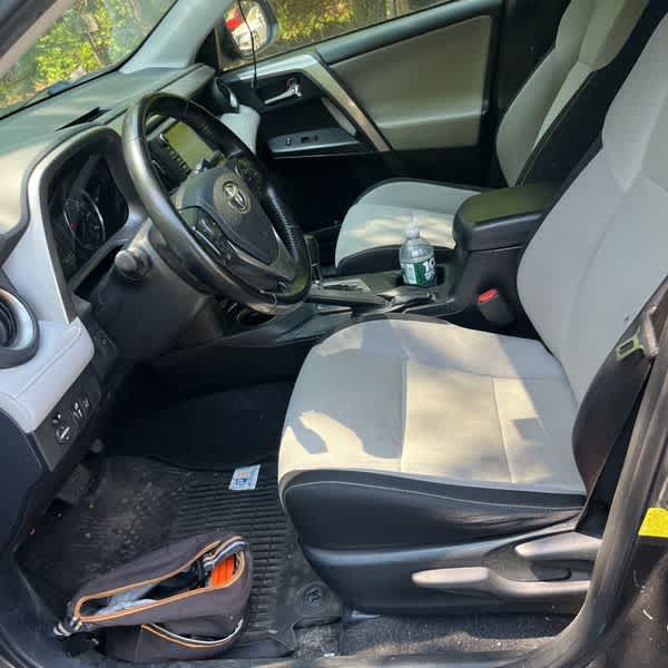 Thumbnail: 2018 Toyota RAV4 - 18