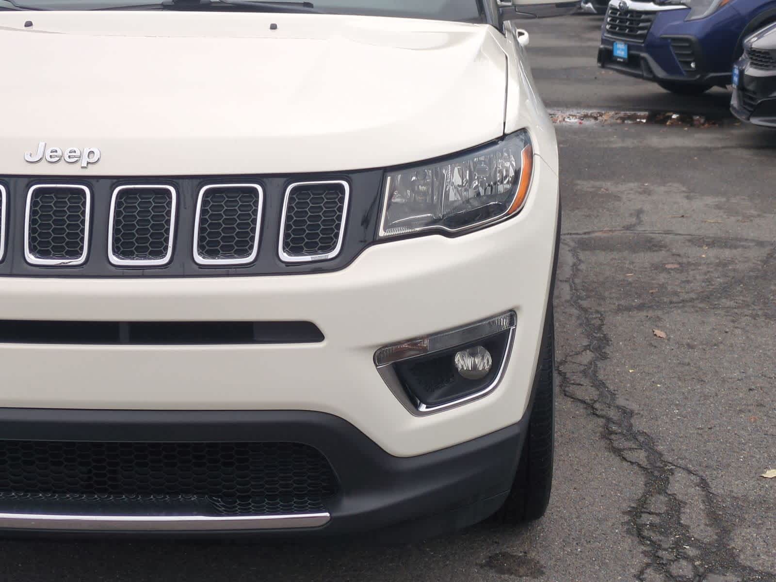 Thumbnail: 2018 Jeep Compass - 11