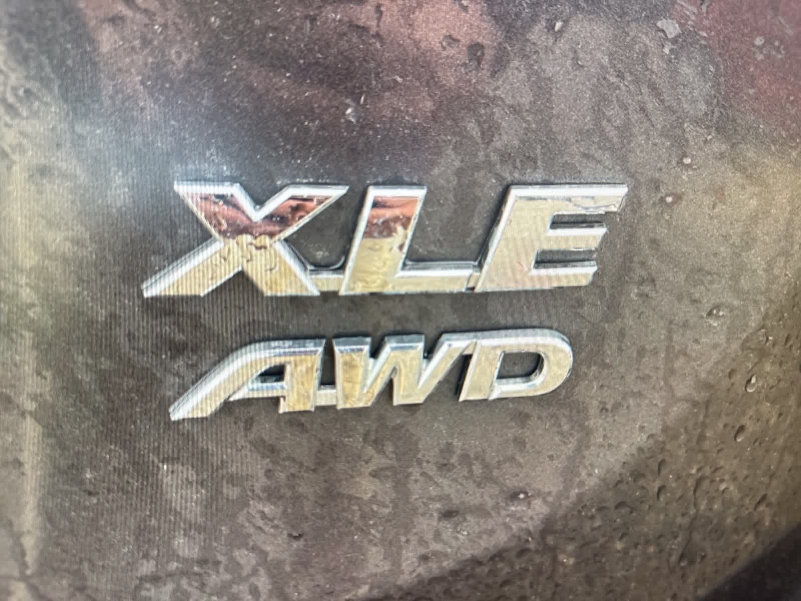 2014 Toyota RAV4 XLE 10
