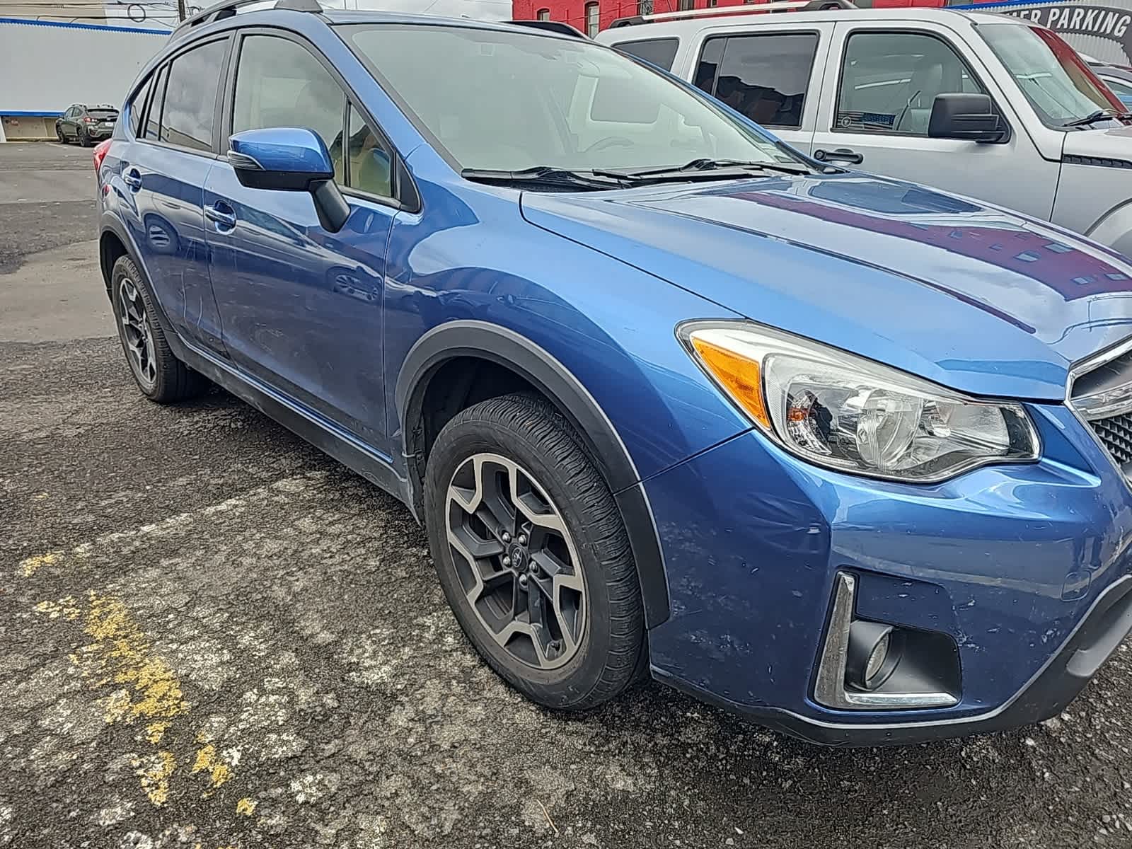 Thumbnail: 2017 Subaru Crosstrek - 2