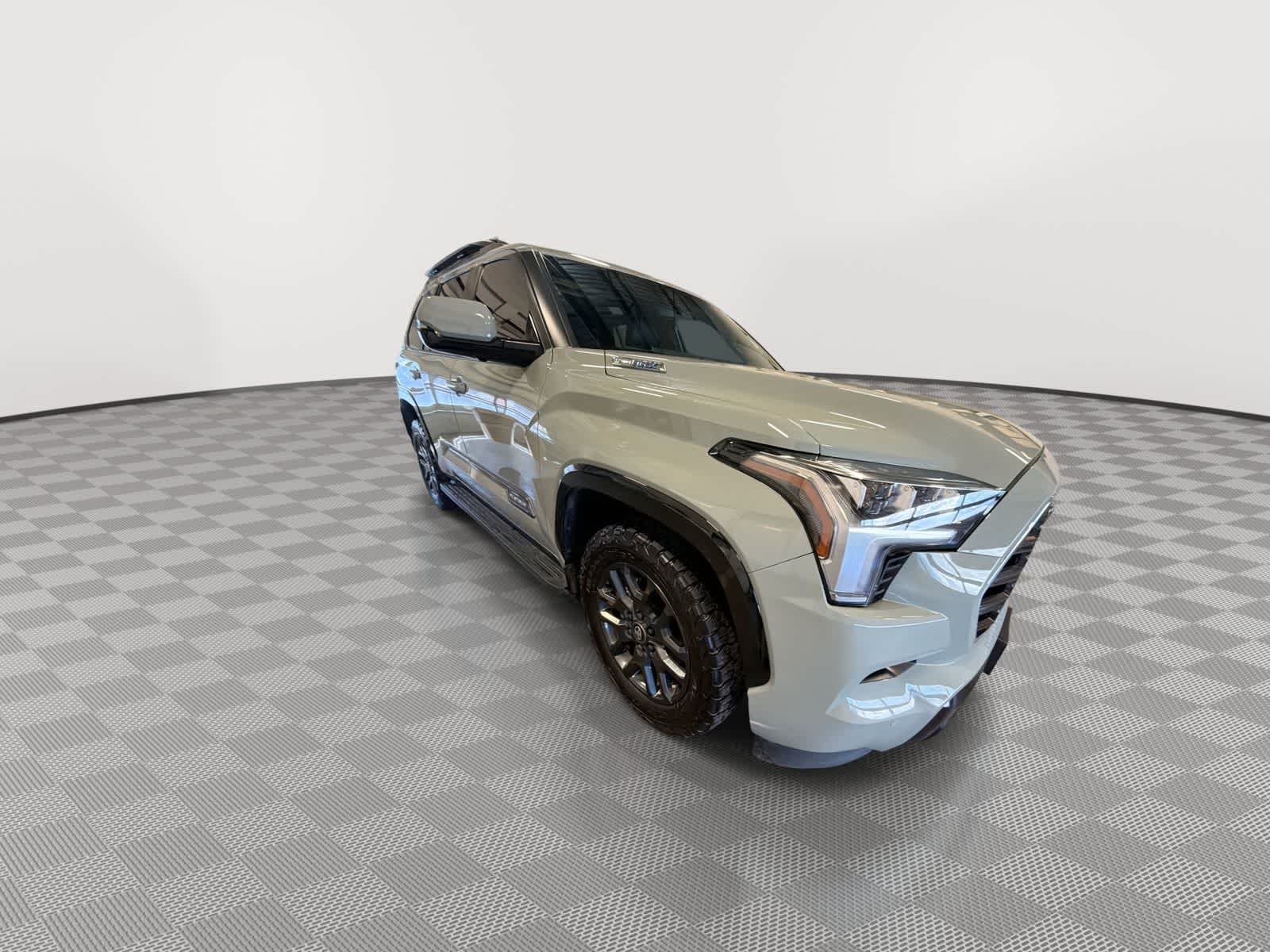 Thumbnail: 2025 Toyota Sequoia - 2