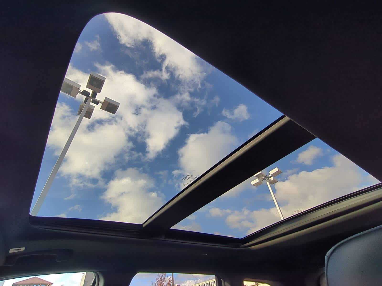 Thumbnail: 2019 Jeep Grand Cherokee - 20