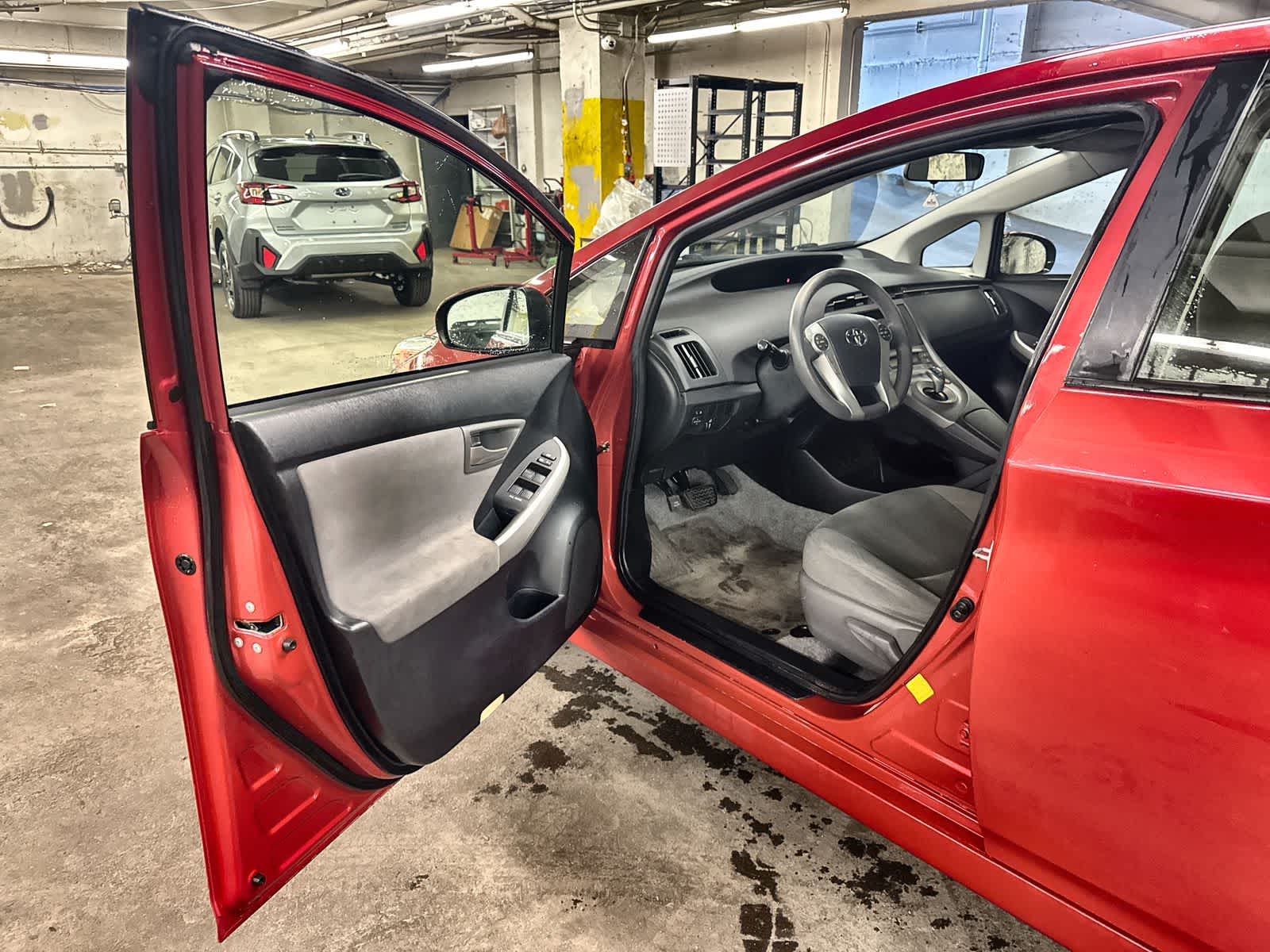 Thumbnail: 2014 Toyota Prius - 10