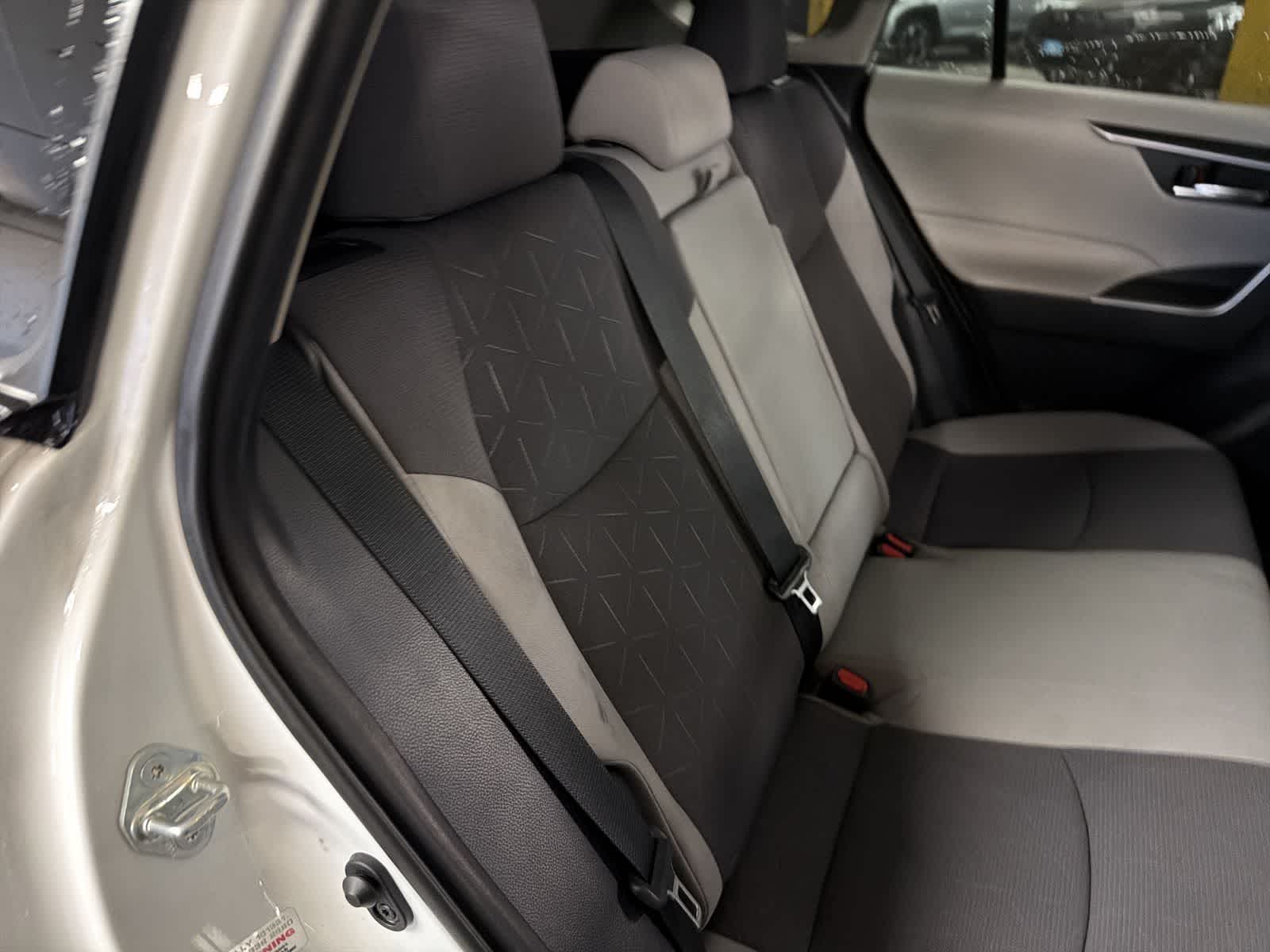 Thumbnail: 2019 Toyota RAV4 - 19