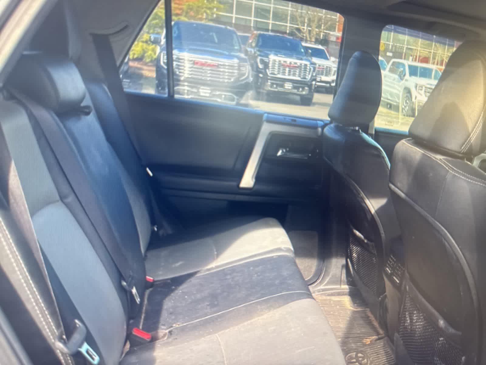 Thumbnail: 2018 Toyota 4Runner - 12