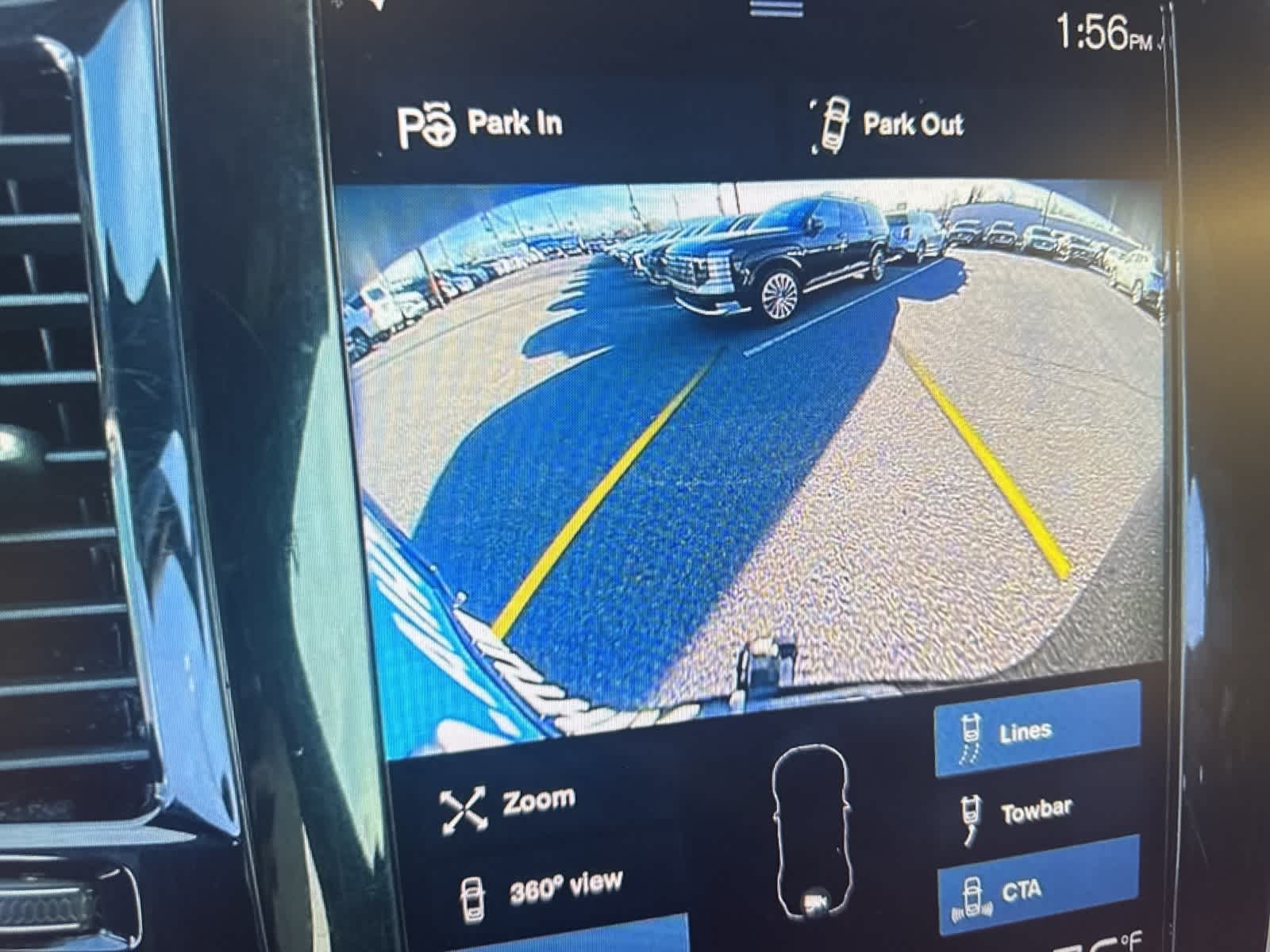 Thumbnail: 2020 Volvo XC90 - 14