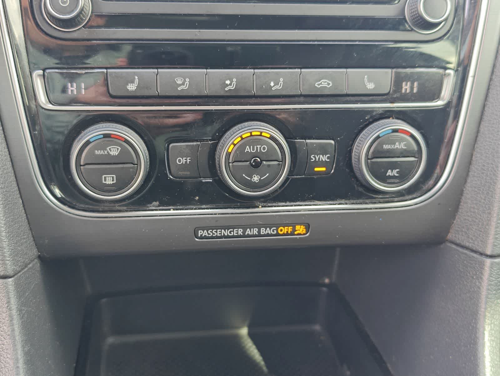 Thumbnail: 2018 Volkswagen Passat - 27