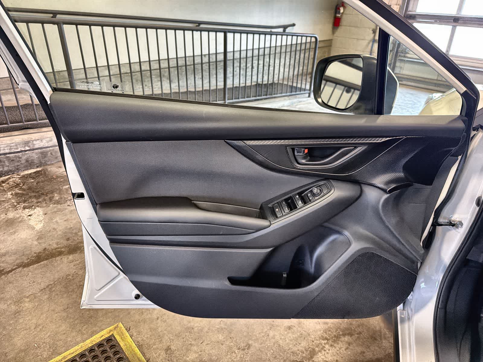 Thumbnail: 2019 Subaru Crosstrek - 10