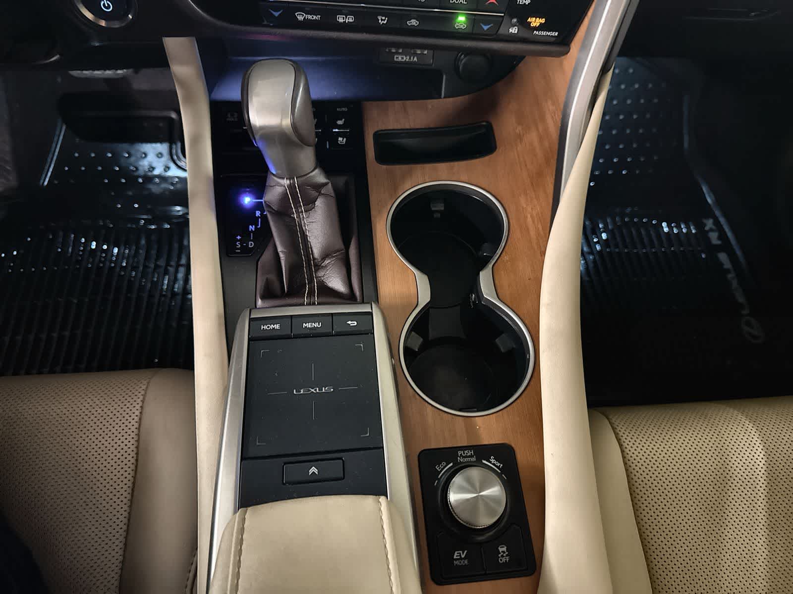 Thumbnail: 2020 Lexus RX - 30