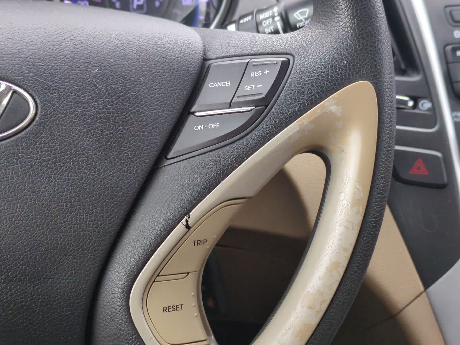 Thumbnail: 2013 Hyundai Sonata - 25