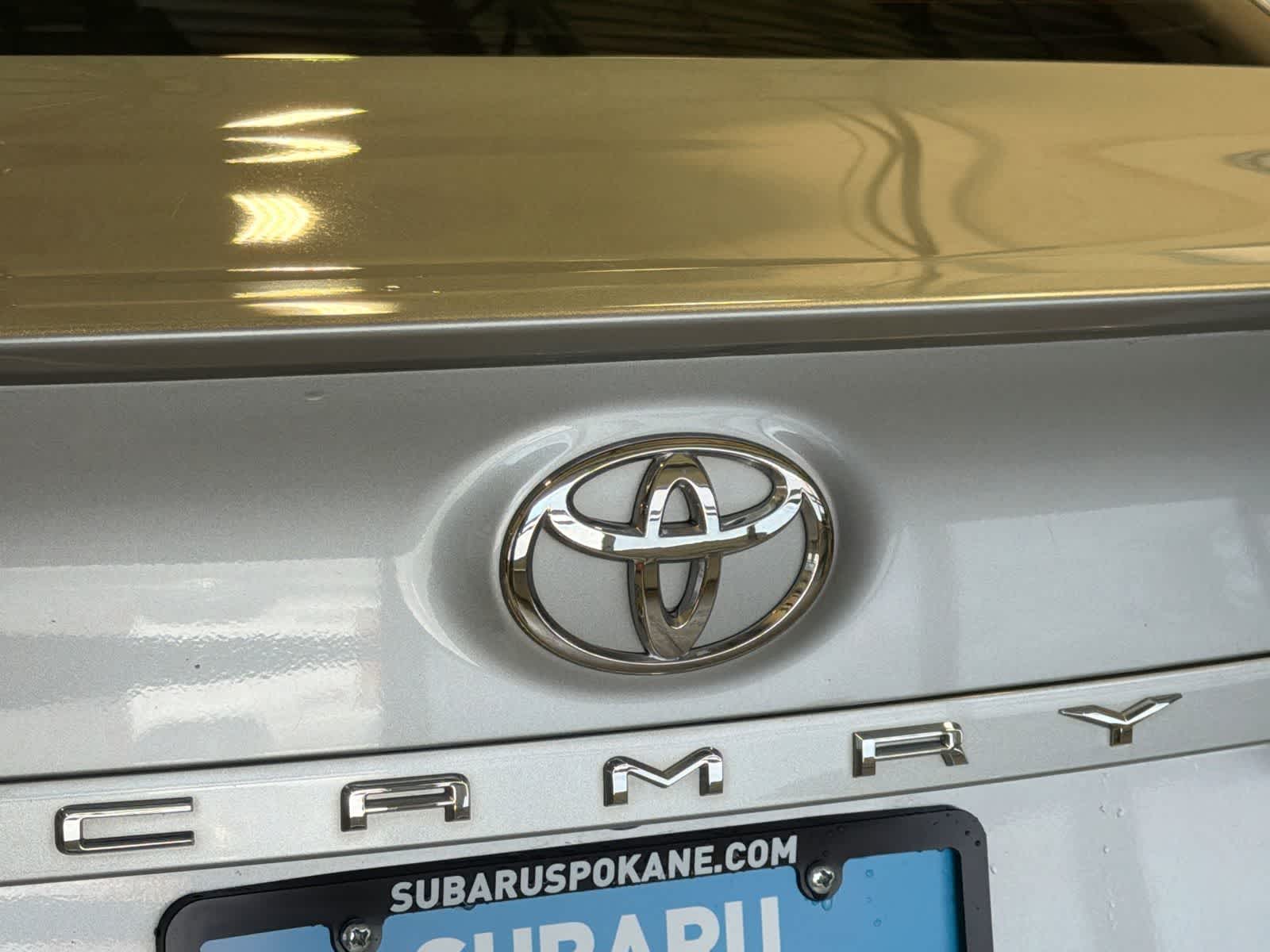 2020 Toyota Camry XSE - Photo 12