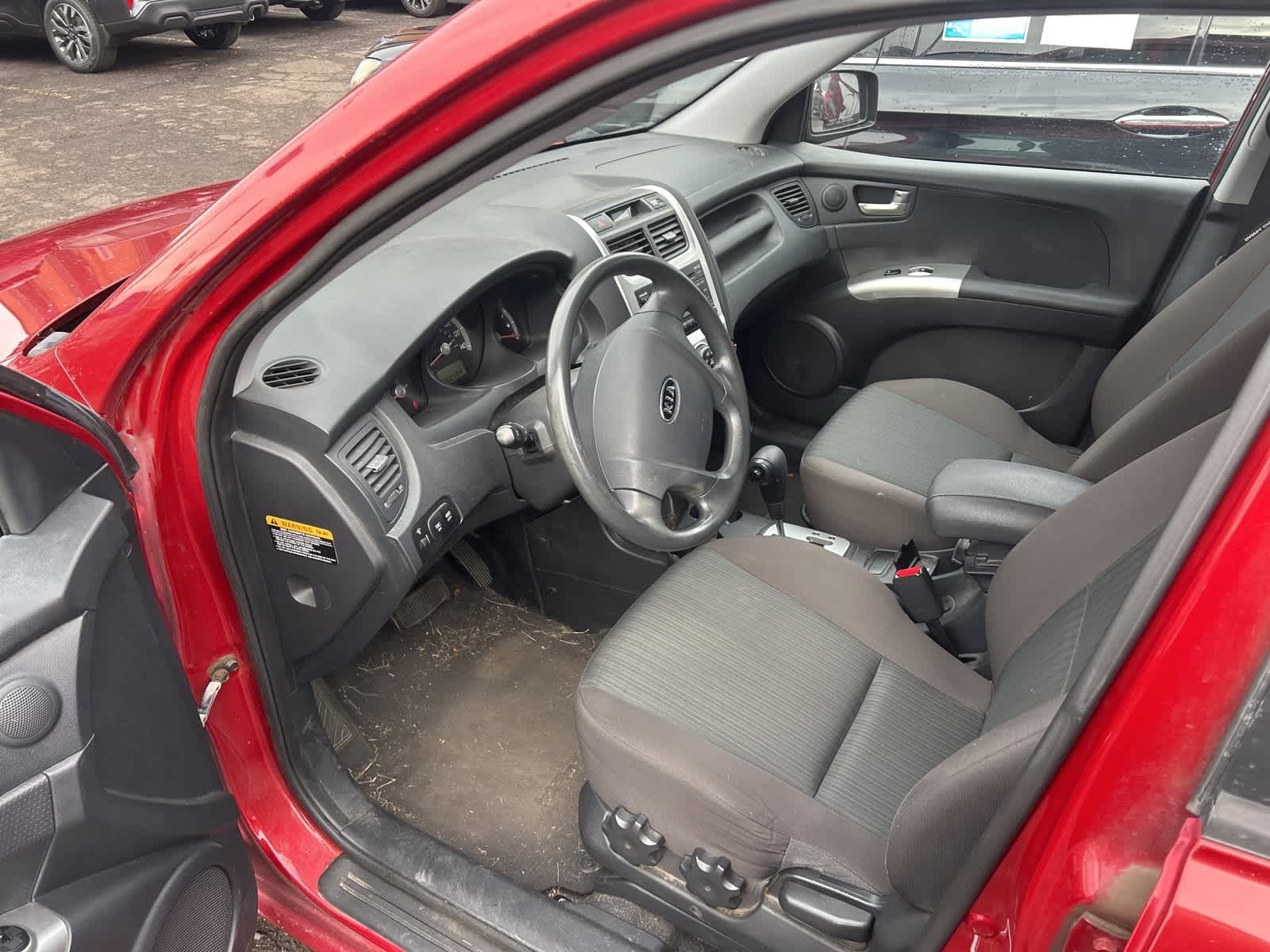 Thumbnail: 2010 Kia Sportage - 5