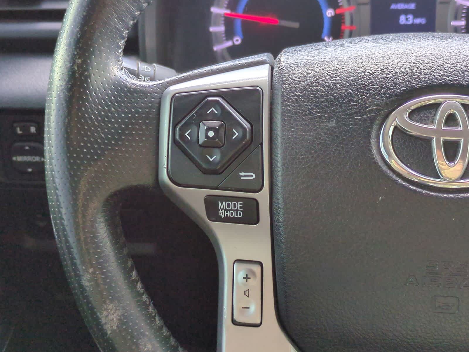 Thumbnail: 2015 Toyota 4Runner - 24