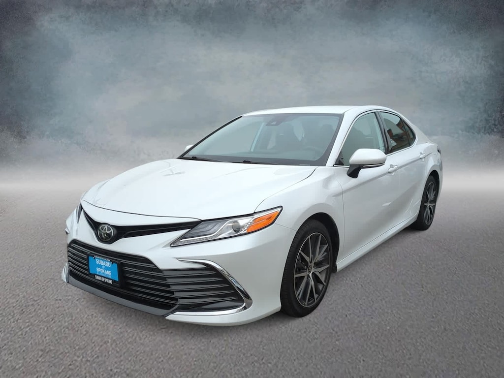 Used 2024 Toyota Camry XLE Sedan