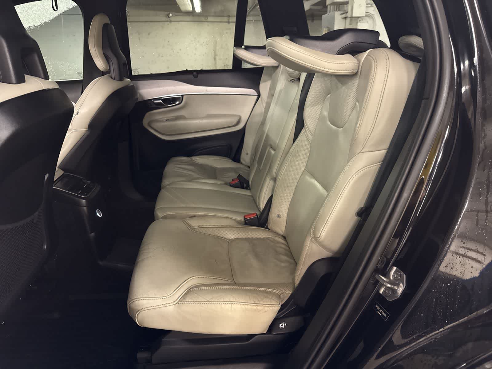 Thumbnail: 2020 Volvo XC90 - 18