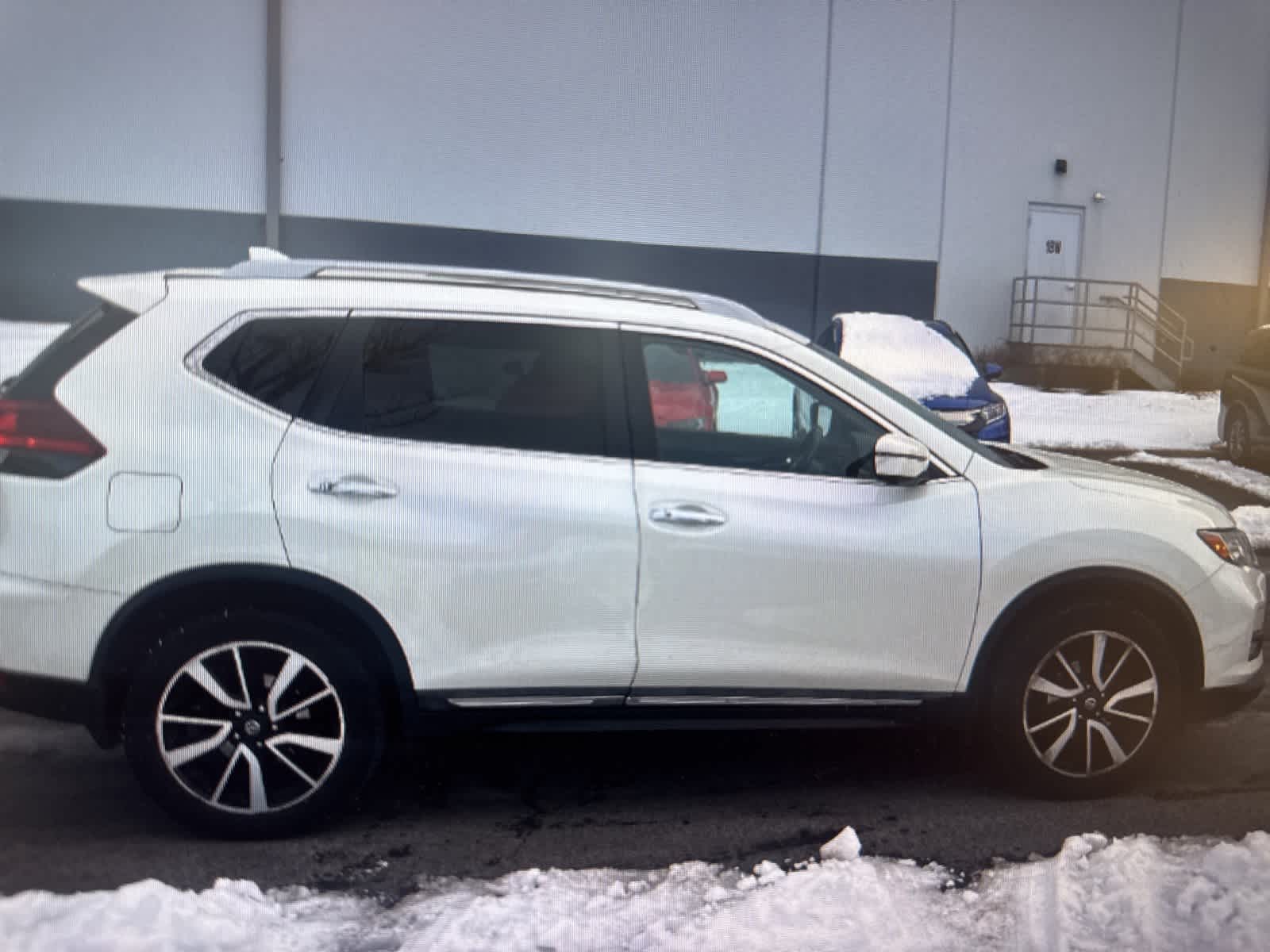 Thumbnail: 2019 Nissan Rogue - 6