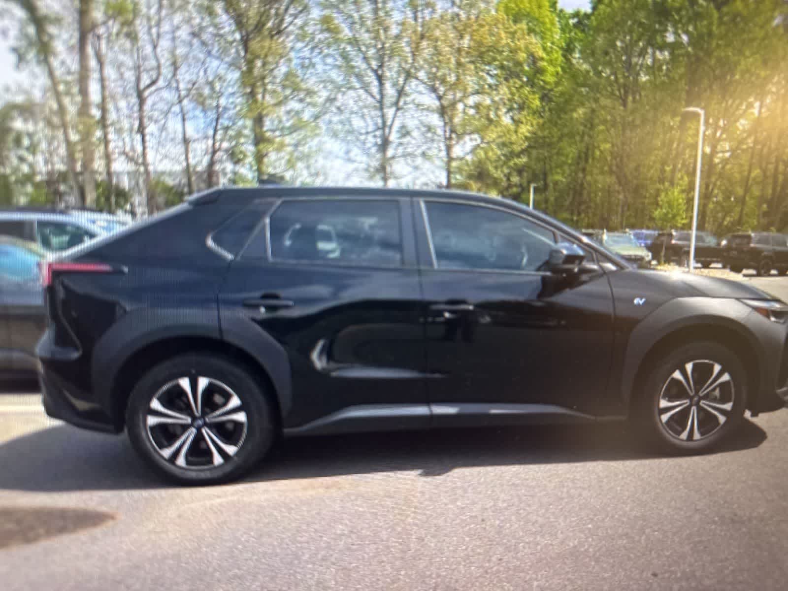 Thumbnail: 2023 Subaru Solterra - 14